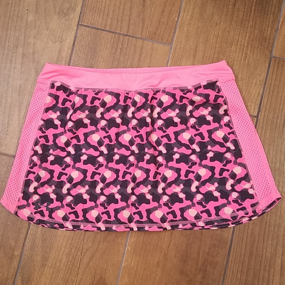 UA skort